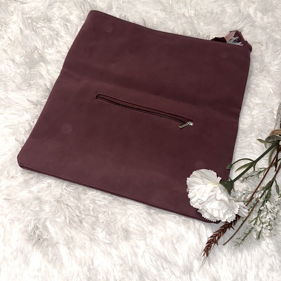 Ion Color Brilliance wine colored velvet clutch fold over bag - Picture 4 of 9